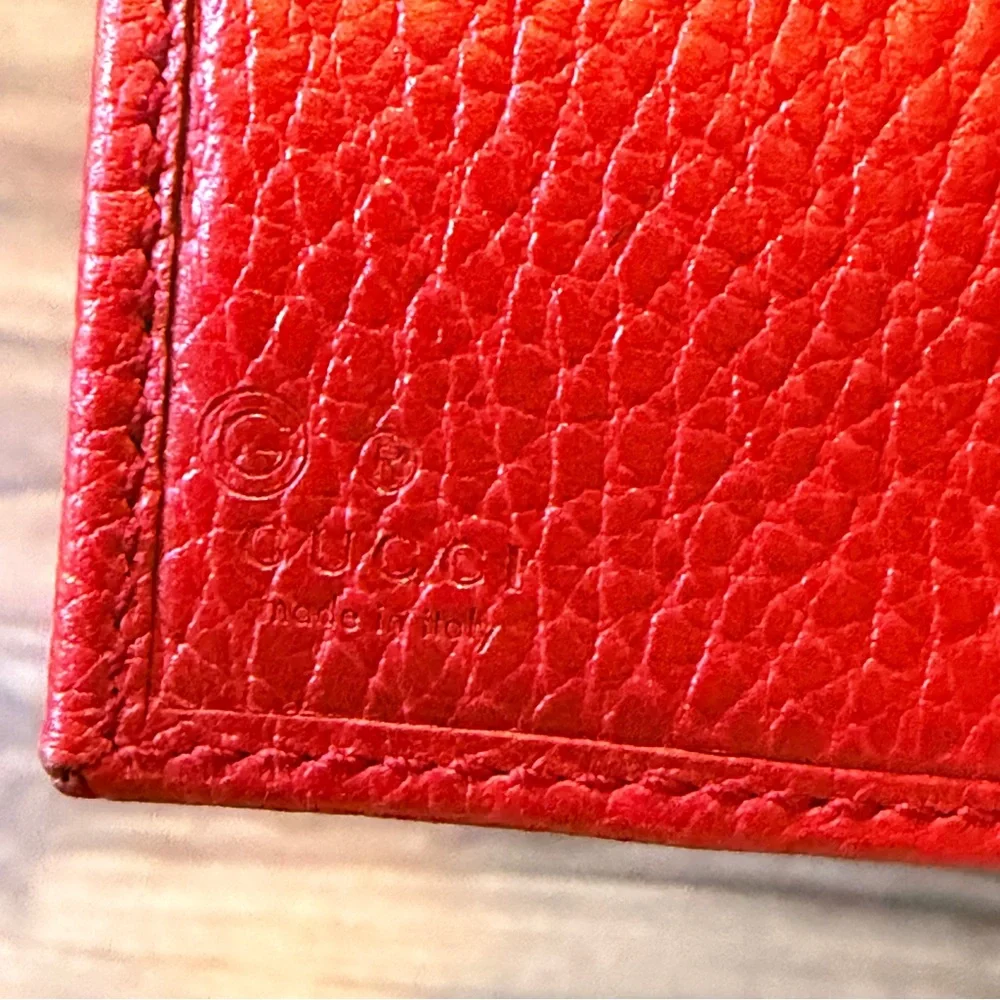 Gucci Interlocking G Bifold Wallet in red pebbled leather authentic genuine - Picture 11 of 16